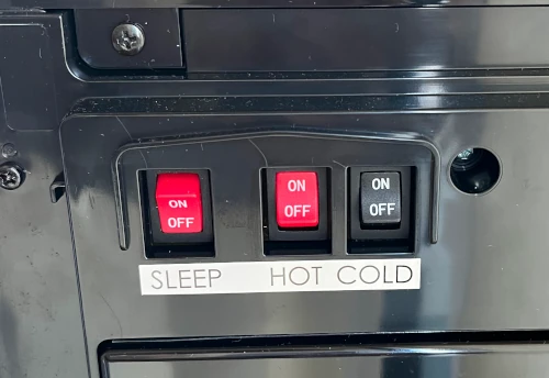 電源スイッチ